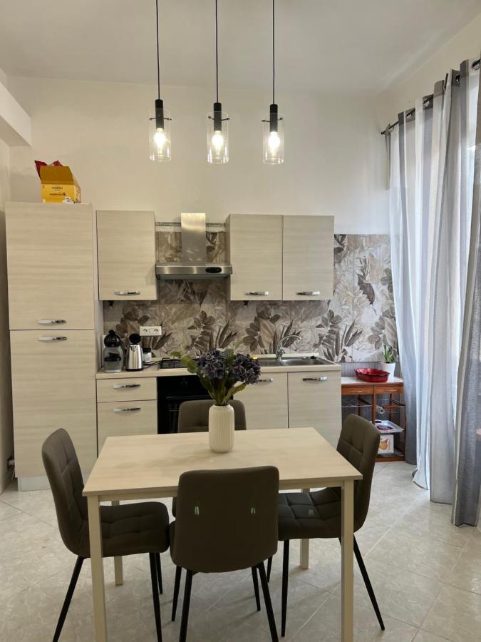 Port House Apartment Чивитавекия Екстериор снимка